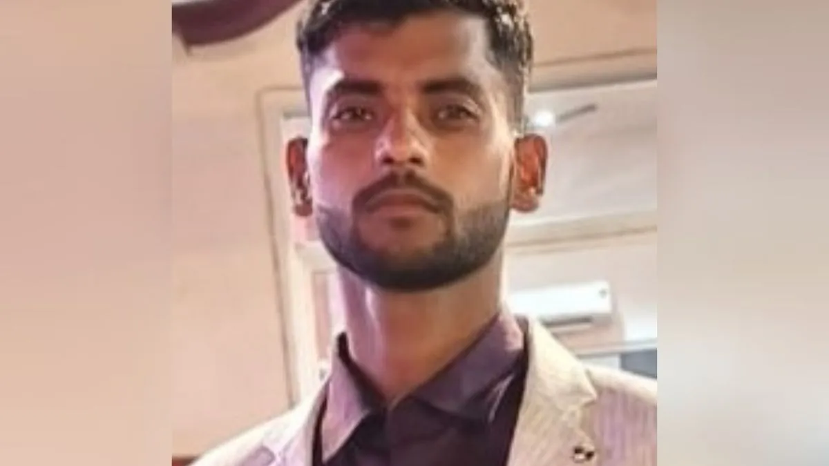 'अब नहीं सह सकता'...दोस्तों की ब्लैकमेलिंग से तंग आकर युवक ने मौत को लगाया गले, मरने से पहले बनाया वीडियो
